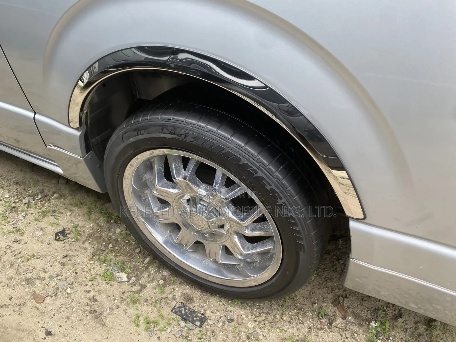 Toyota HiAce 2012 Silver