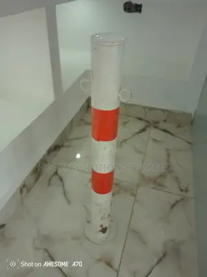 Fixed Parking Bollard Security Posts With Reflective Parking