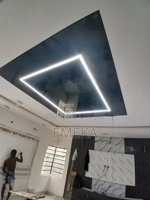 Glossy Black With Profile Light