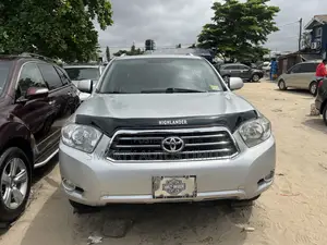 Toyota Highlander 2010 Silver