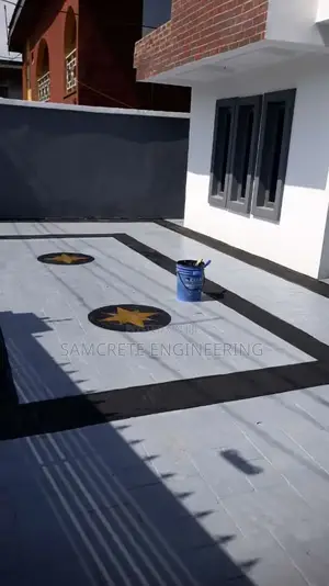 Shinny and Classy Increte Floor