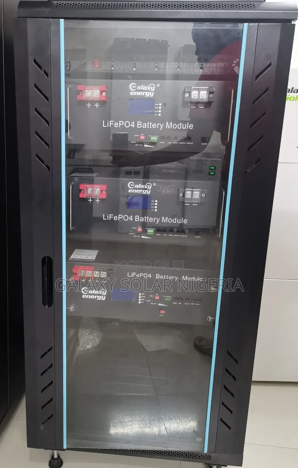 High Voltage Lithium Battery + Cabinet