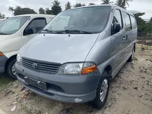 Toyota HiAce 2006 Grey