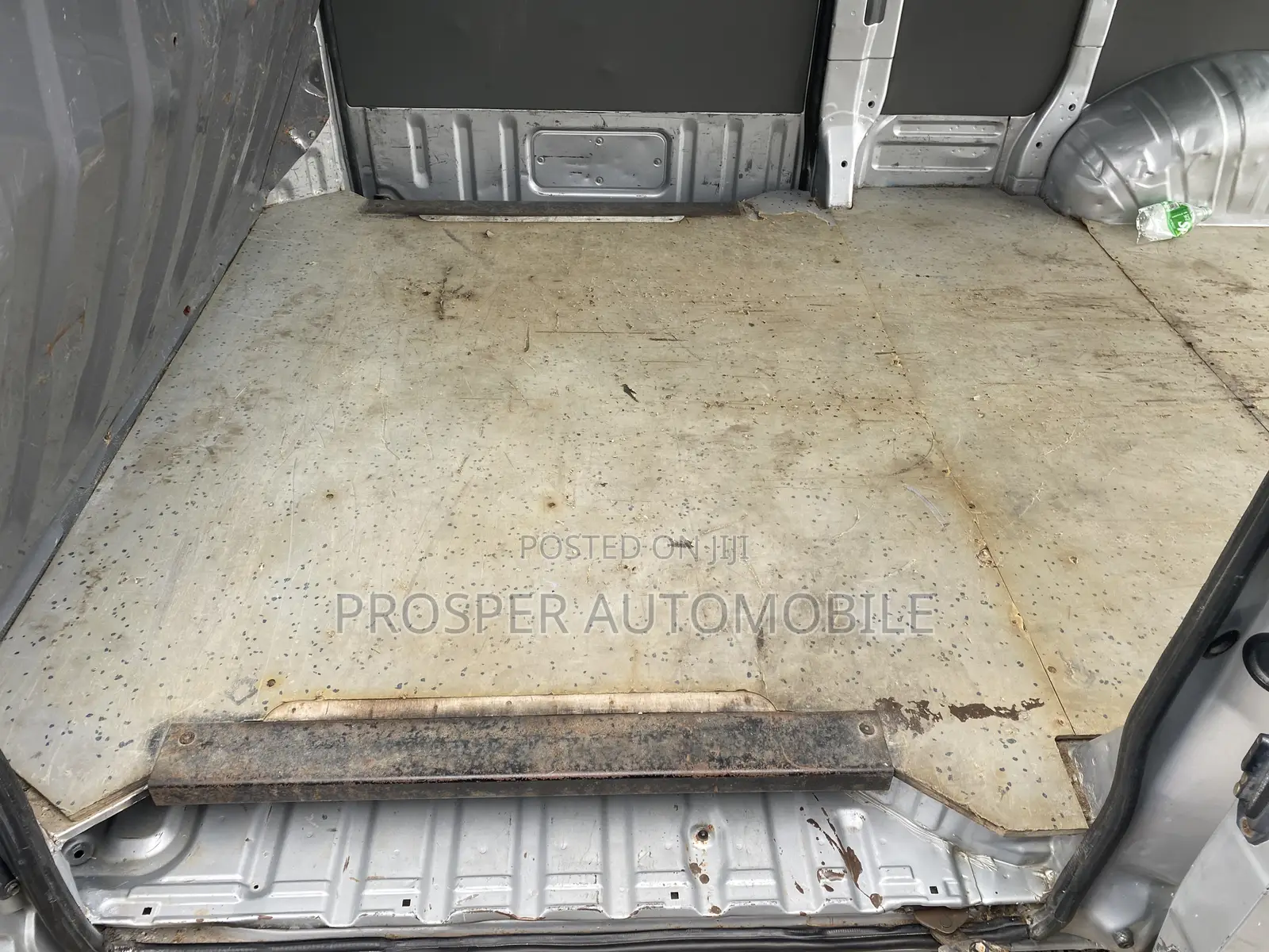 Toyota HiAce 2006 Grey