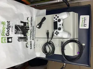 Playstation 4 White