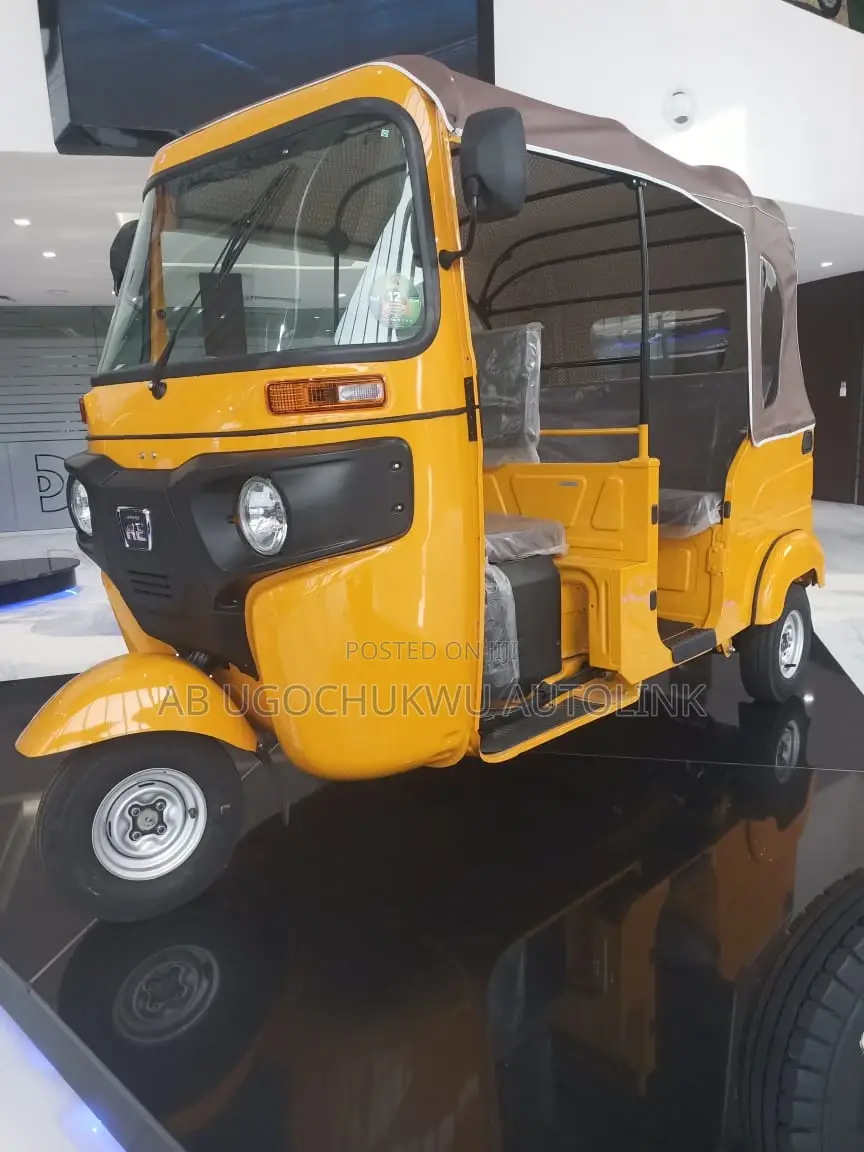 New Bajaj RE 2024 Yellow