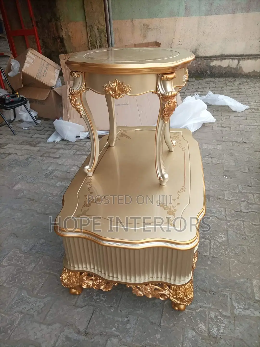 Royal Center Table With Two Stools