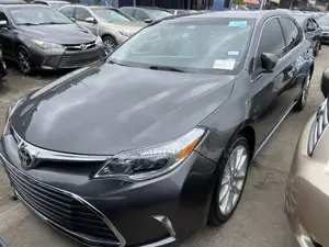 Toyota Avalon Limited Sedan FWD (3.5L 6cyl 6A) 2013 Gray