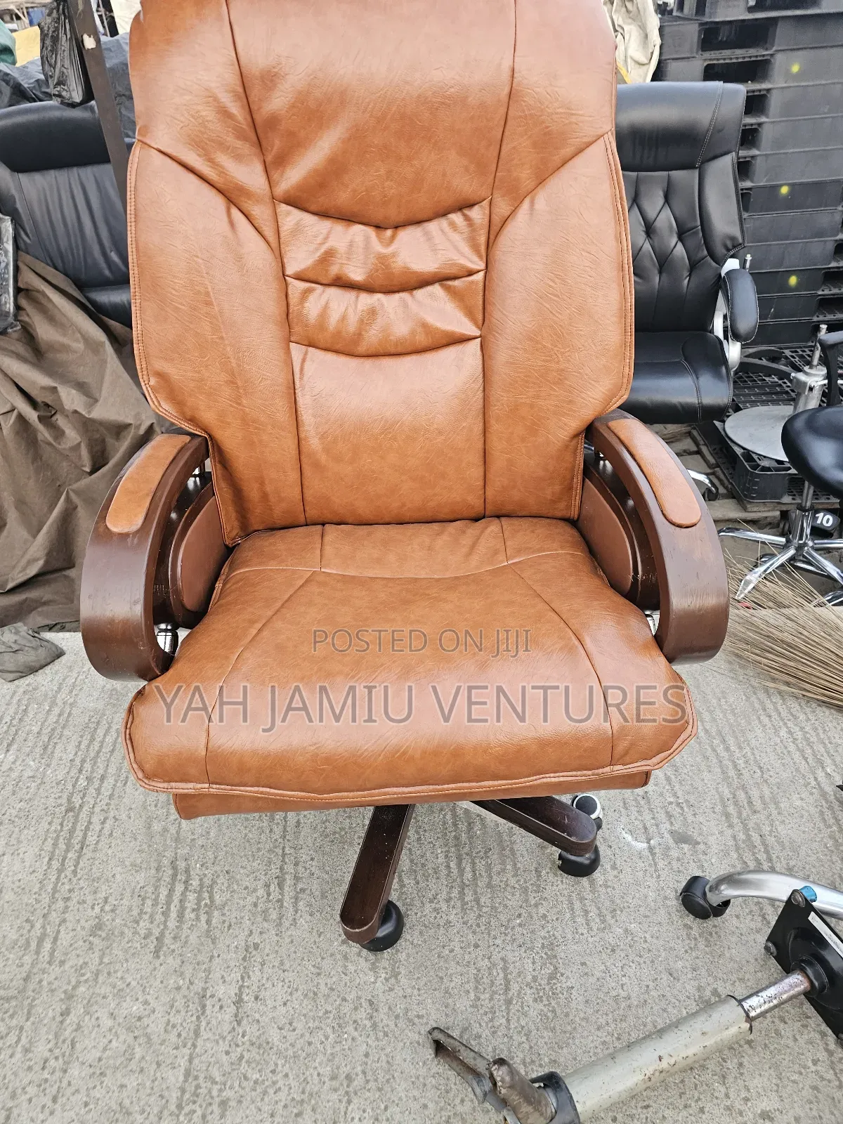 Big Executive Brown Chair