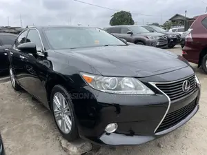Lexus ES 350 FWD 2013 Black