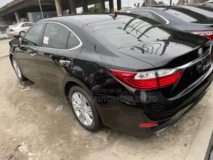 Lexus ES 350 FWD 2013 Black