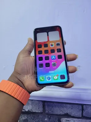 Apple iPhone 11 64 GB White