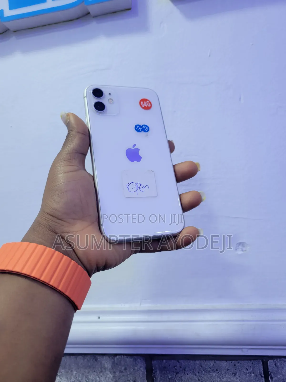 Apple iPhone 11 64 GB White