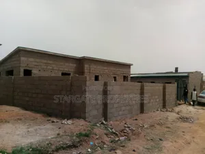 Photo - An Uncompleted Two Bedrooms Bungalow on One Plot at Shinco.