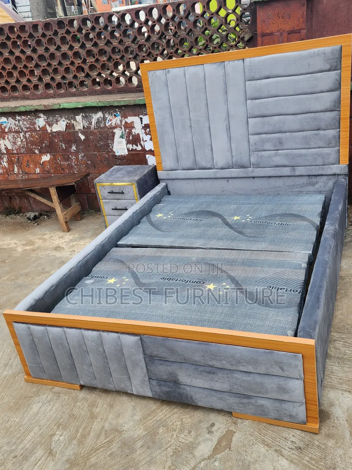Quality 4.5by6 Upholstery Padded Bed Frame With One Bed Side