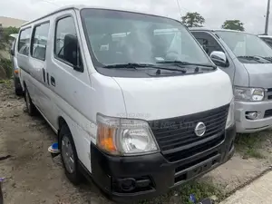 Nissan Caravan (Urvan) 2010 White