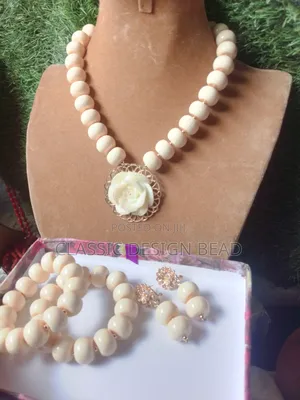 Cream Color Beaded Necklace