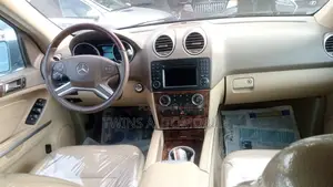 Mercedes-Benz M Class ML 350 4Matic 2011 Gray