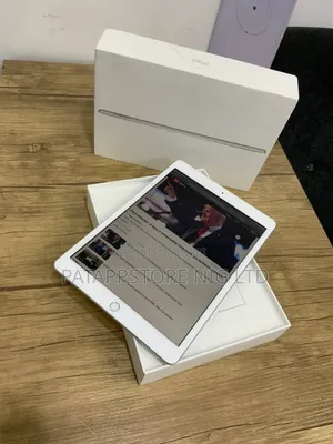 Apple iPad 10.2 (2020) 32 GB Gray