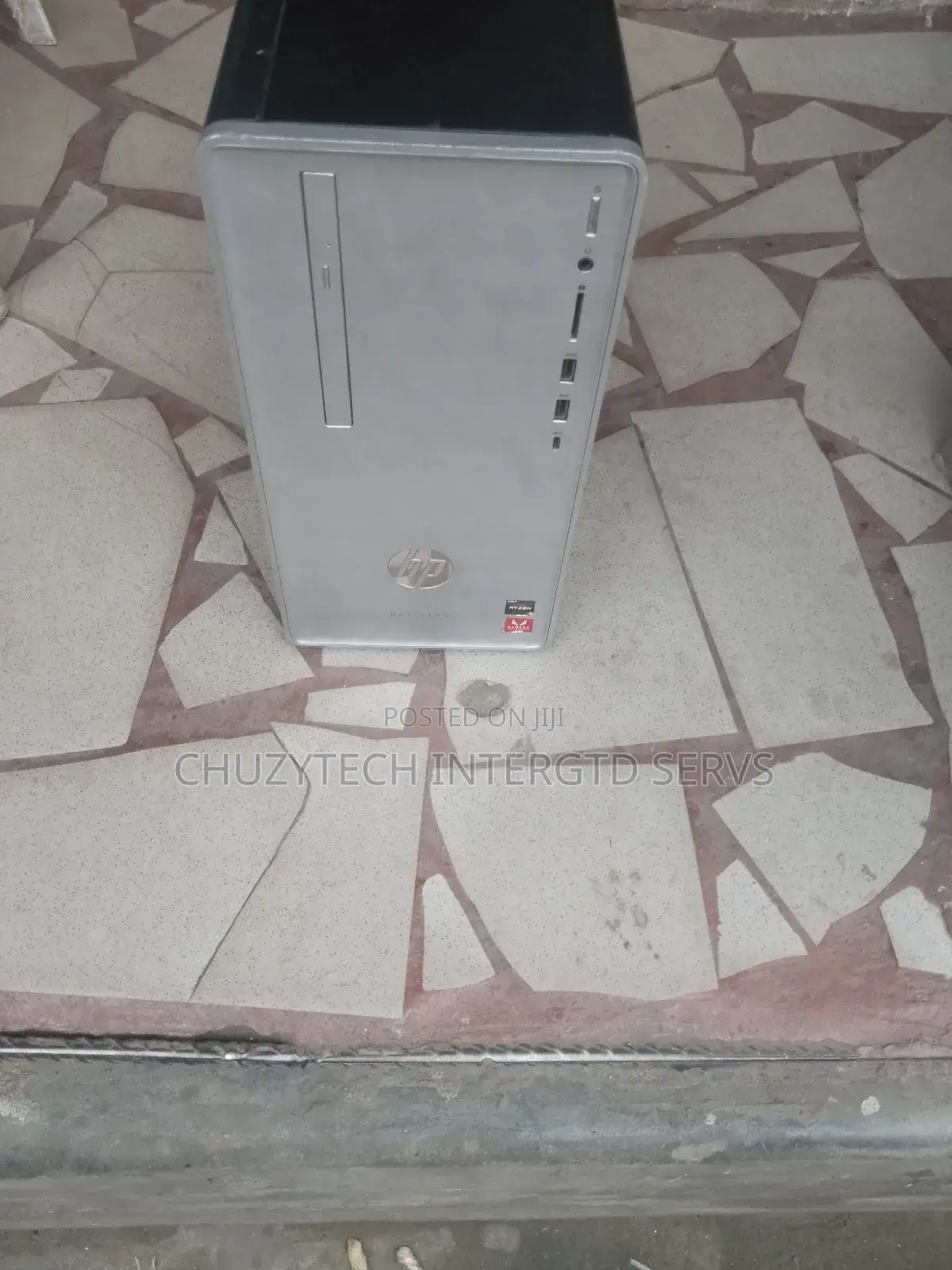 Desktop Computer HP Pavilion 590 8GB AMD Ryzen 5 HDD 500GB