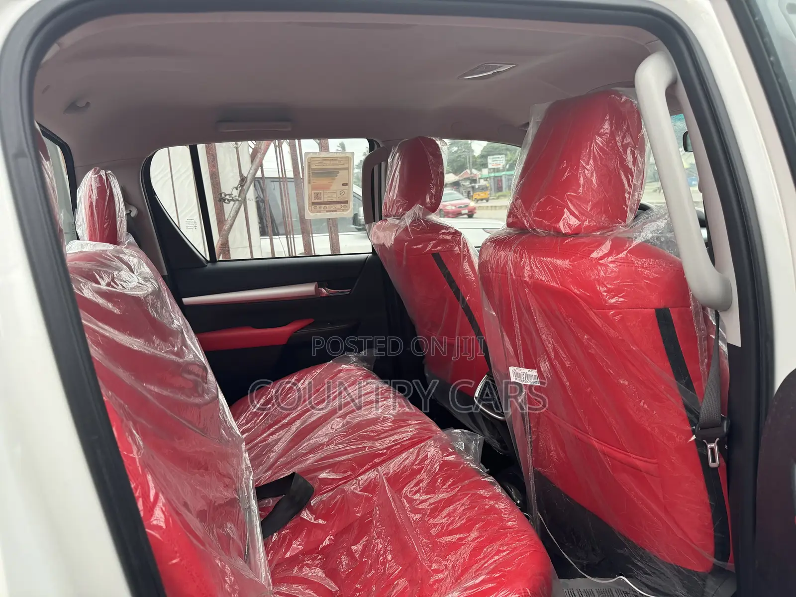 New Toyota Hilux 2022 White