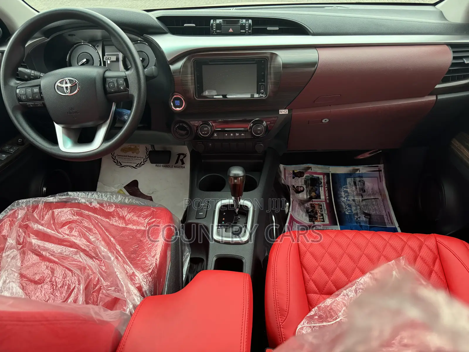 New Toyota Hilux 2022 White