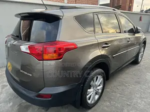 Toyota RAV4 2015 Brown