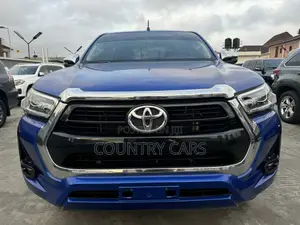 Toyota Hilux 2021 Blue