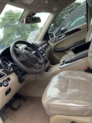 Mercedes-Benz M Class ML350 4MATIC 4dr SUV AWD (3.5L 6cyl 7A) 2015