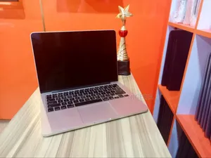 Laptop Apple MacBook 2015 16GB Intel Core I7 SSD 256GB