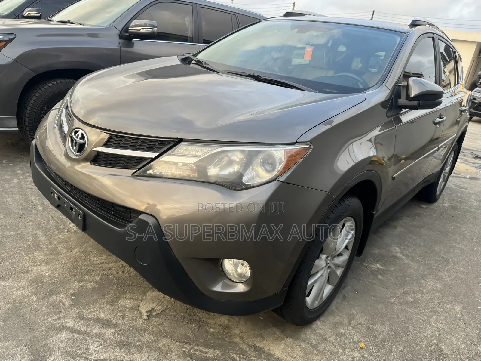 Toyota RAV4 2015 Brown