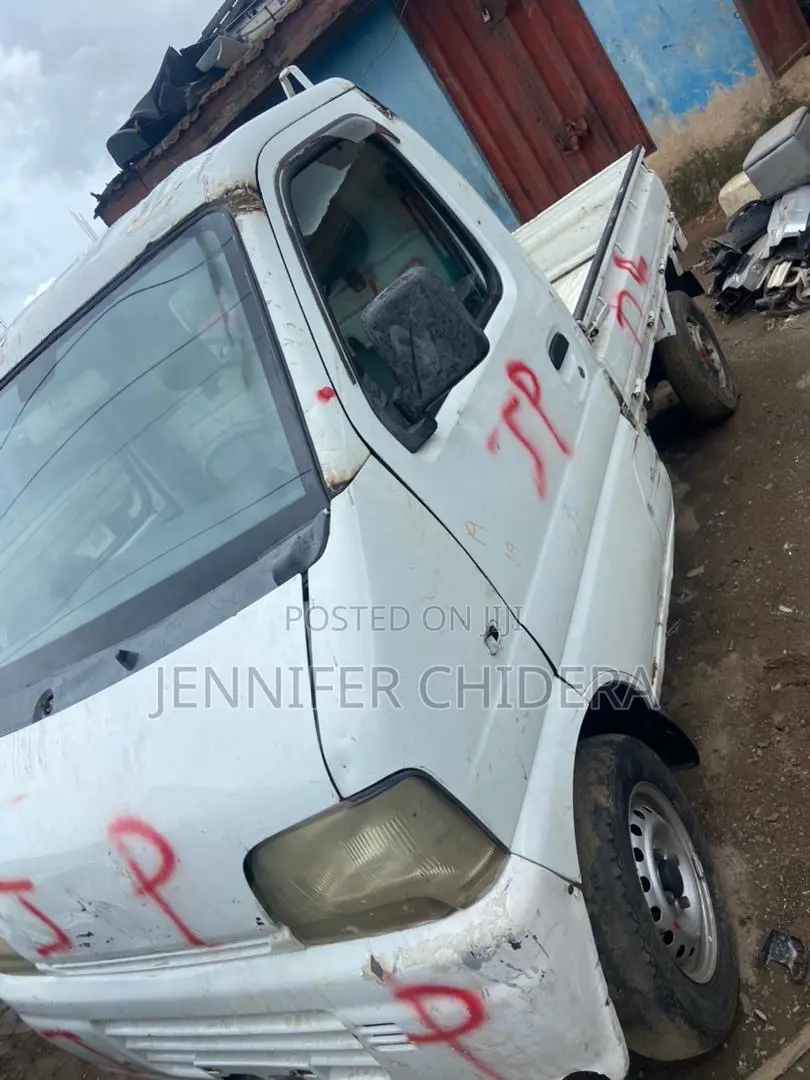 Suzuki Every 2005 White