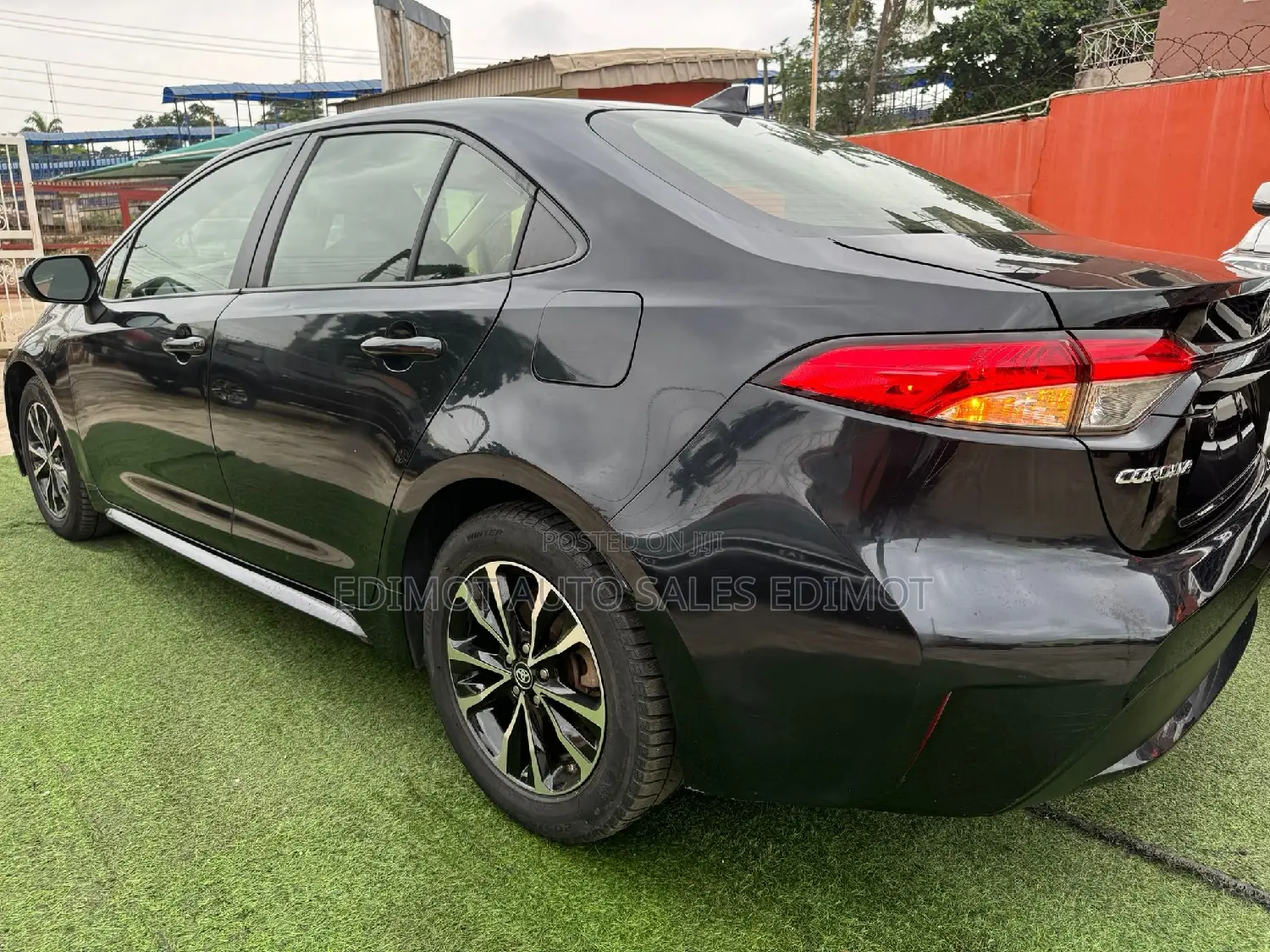 Toyota Corolla LE 2021 Black