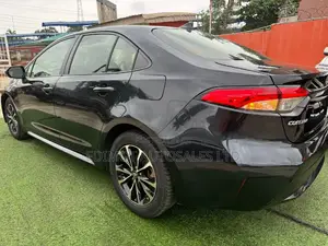 Toyota Corolla LE 2021 Black