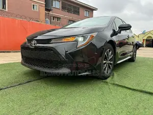 Toyota Corolla LE 2021 Black