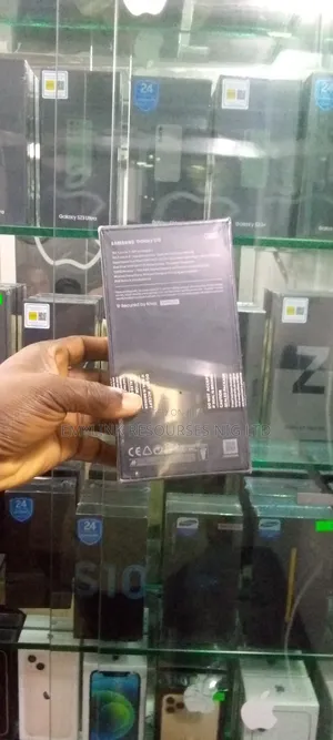 New Samsung Galaxy S10 128 GB White
