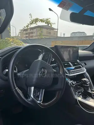 Land Cruiser for Rent