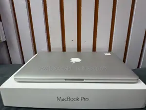 Laptop Apple MacBook Pro 2015 8GB Intel Core I5 SSD 256GB