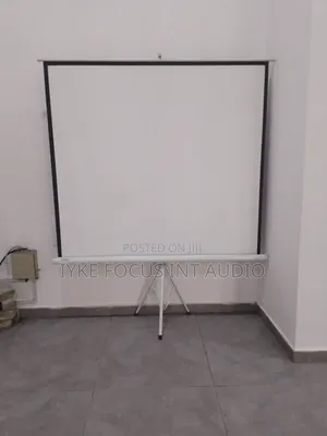 Smart Projection Screen 72*72 on Tripod Stand