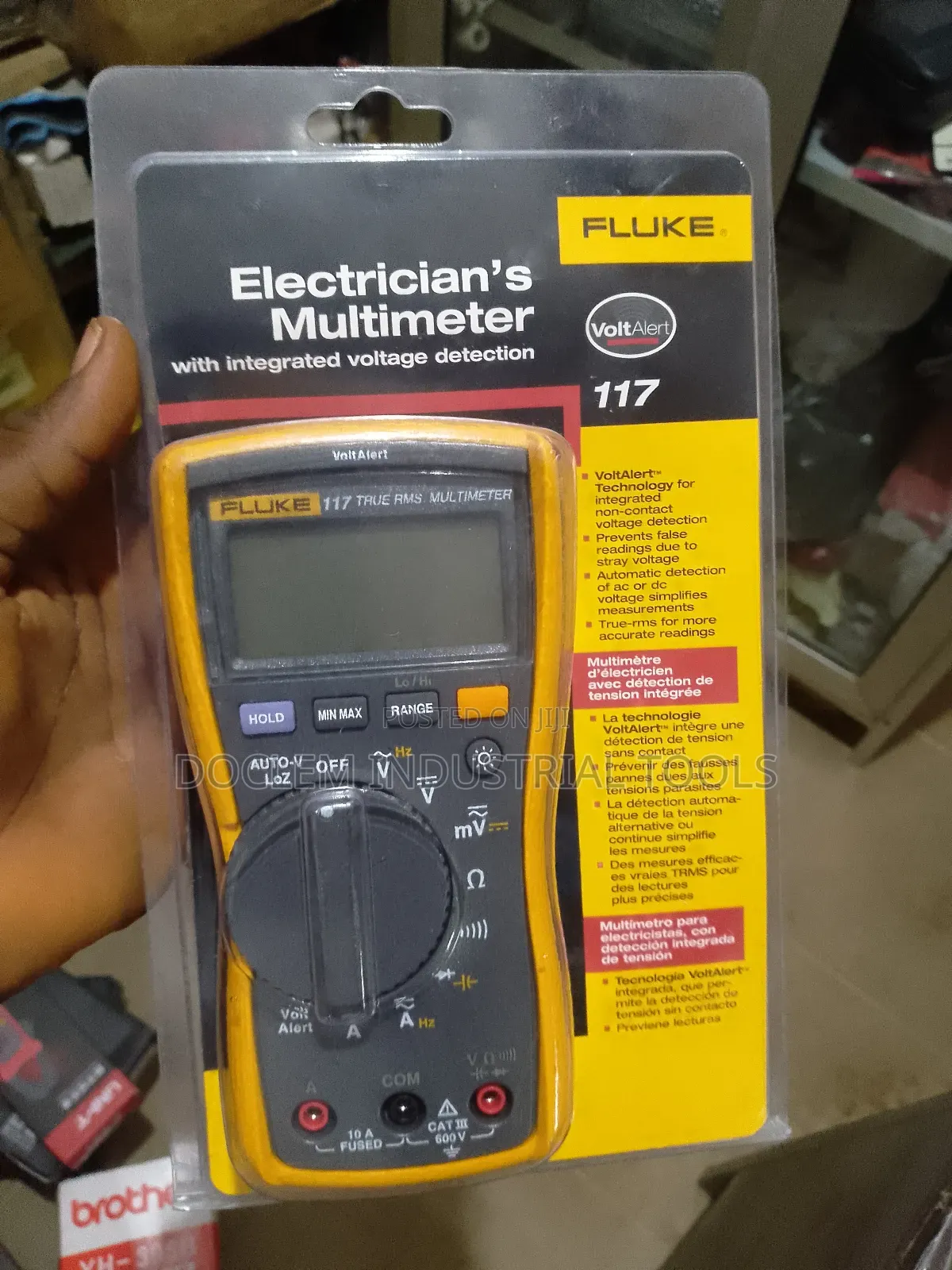 Fluke 117 Digital Multimeter