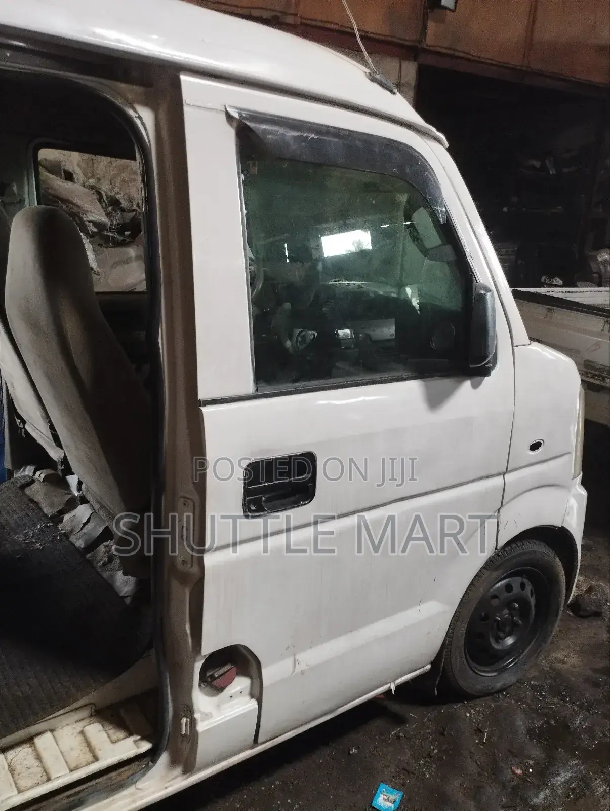 Suzuki Every 2006 White