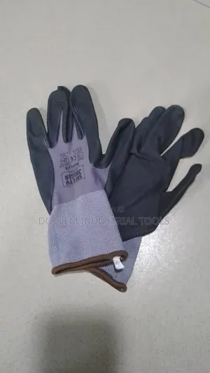 Anti_cut Hand Glove