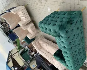 Sofer Chair