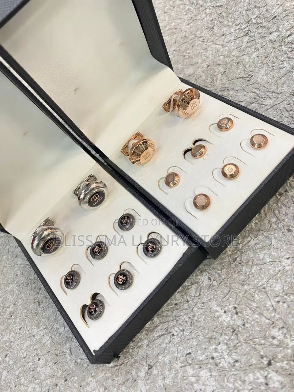 Quality Designer Cufflinks Set