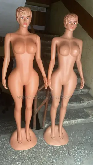 Size 12 Female Adanma Mannequin With Big Waist