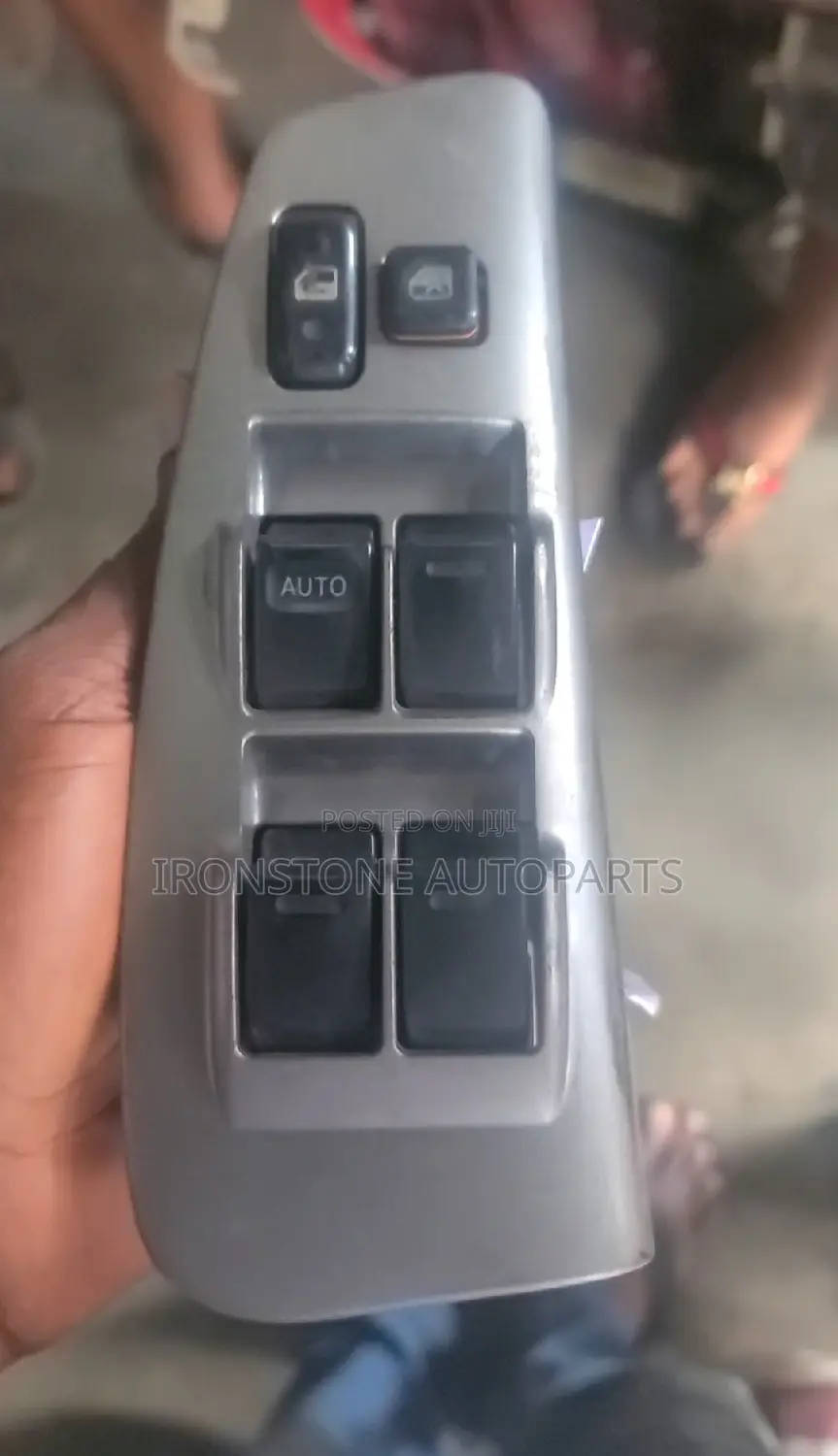 Window Button - Matrix 2005