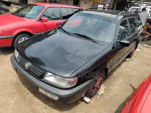 Volkswagen Passat Variant 2000 Black