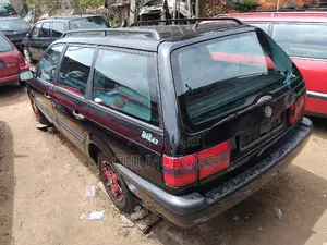 Volkswagen Passat Variant 2000 Black
