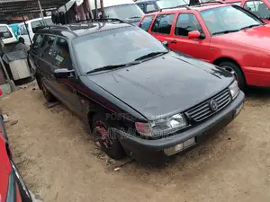 Volkswagen Passat Variant 2000 Black