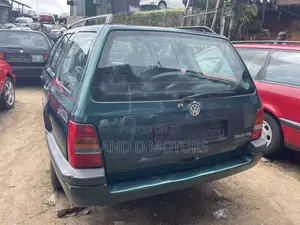 Volkswagen Golf 1999 Green